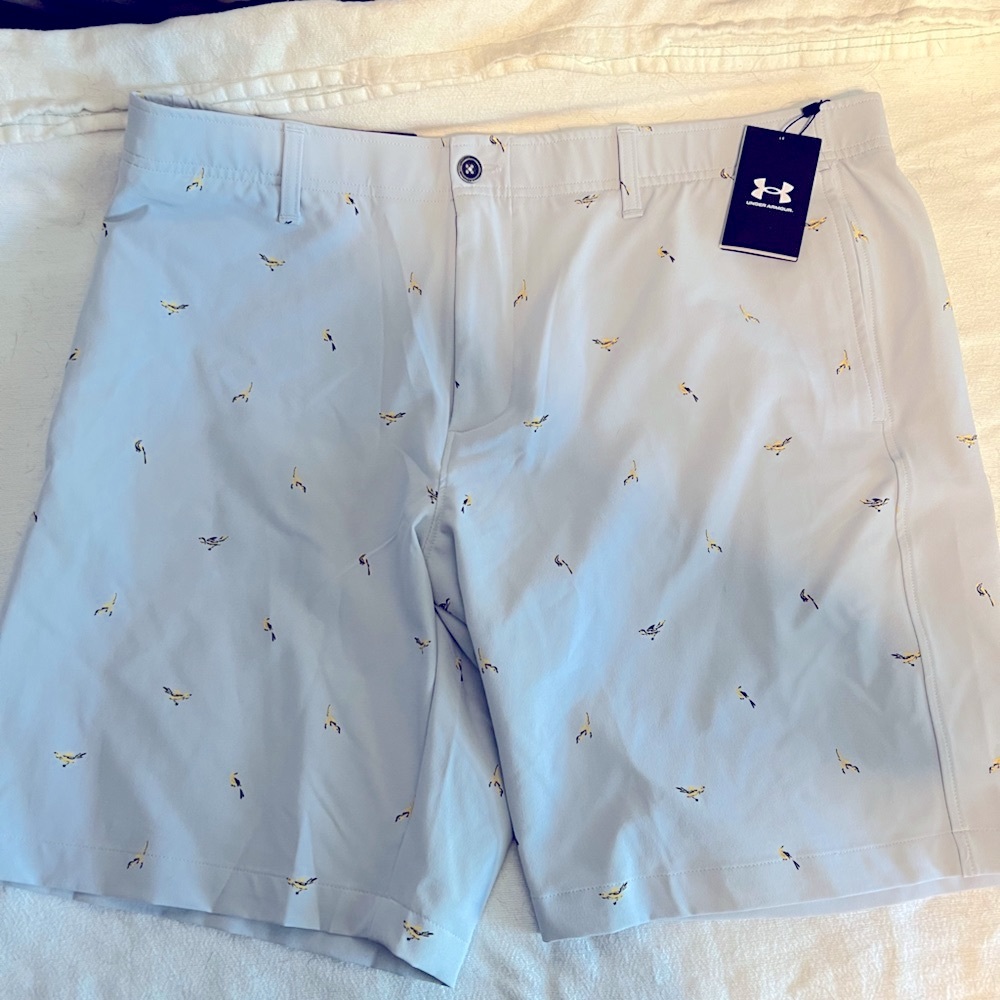 Men’s Under Armour shorts. Size 40